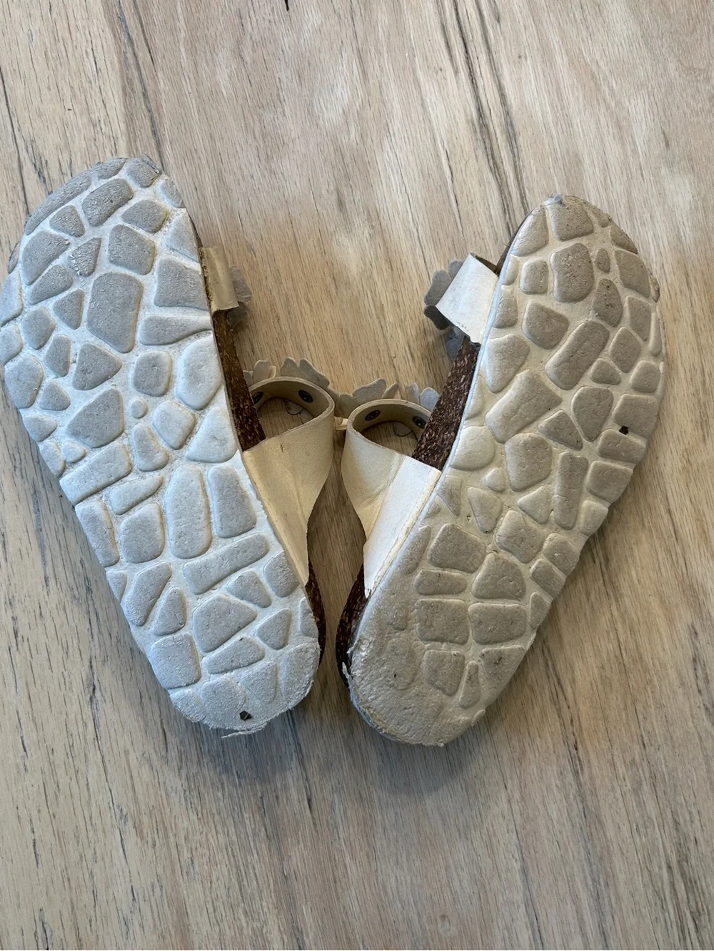 Girls Slip on Sandals with Flowers